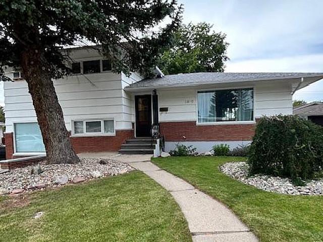 House for sale in Lethbridge, Alberta