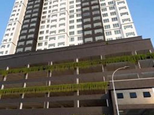 Condominium for sale in Malaka