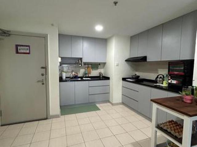 Serviced Residence for sale in Petaling Jaya, Petaling