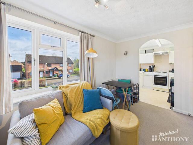 Apartment for sale in Stoke Mandeville, Buckinghamshire