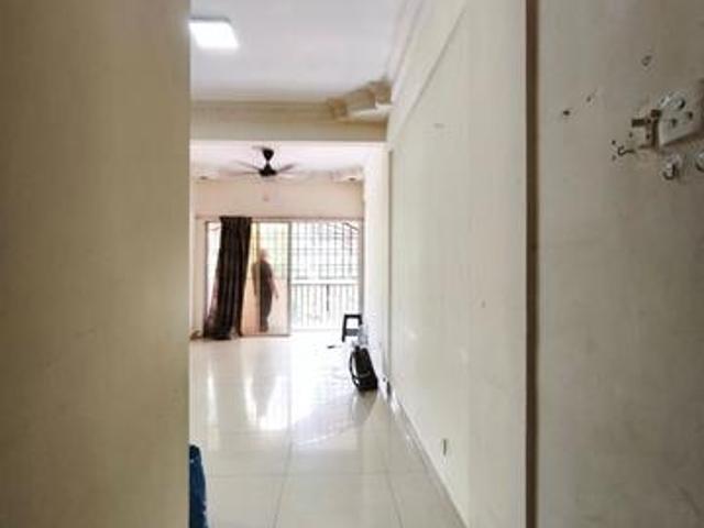 Apartment for sale in Kajang, Langat