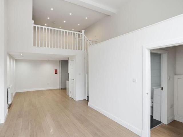 Apartment for sale in Pilrig, Scotland