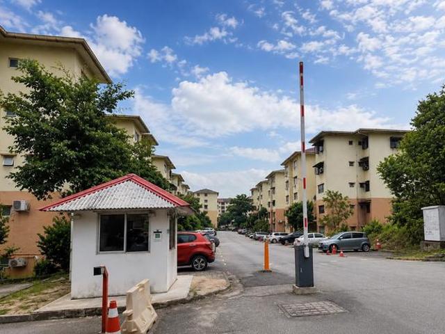 Apartment for sale in Kajang, Langat