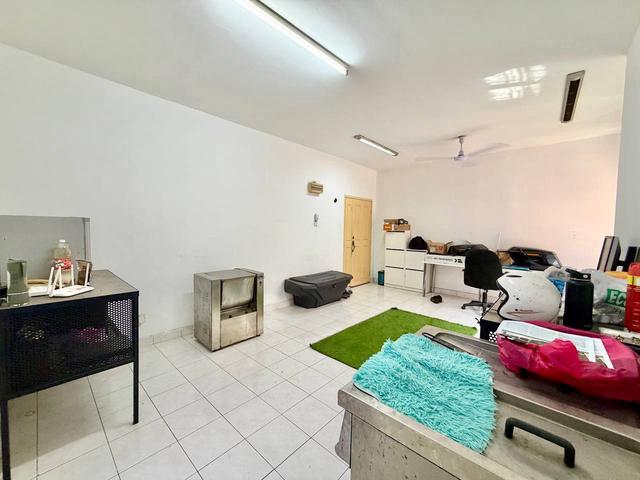 Apartment for sale in Petaling, Damansara Damai