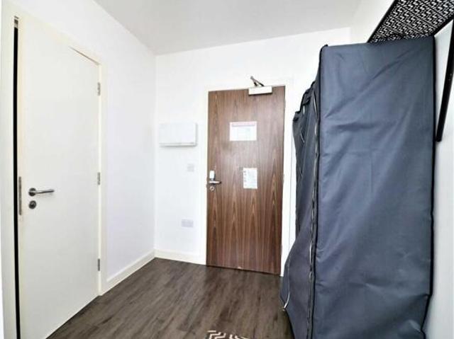 Apartment for sale in Calderstones