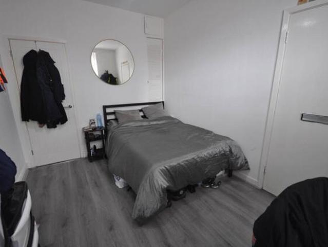 Apartment for sale in Marlborough, Easton Royal