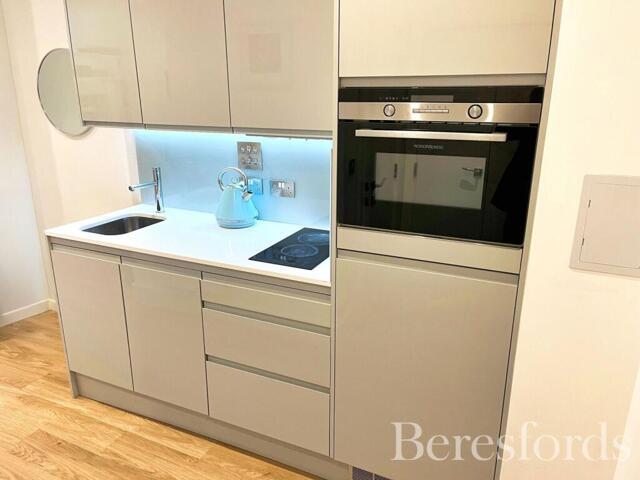 Apartment for sale in Romford, Havering