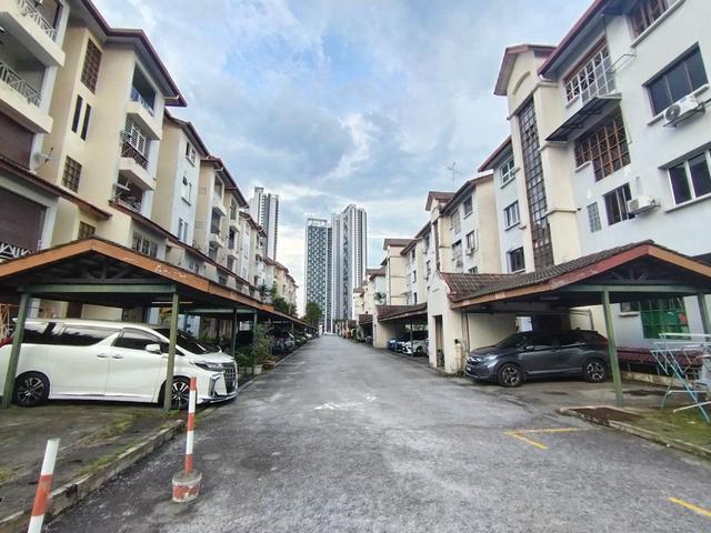 Condominium for sale in Country Heights Damansara, Kuala Lumpur