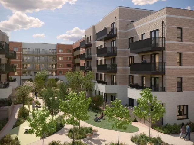 Apartment for sale in Strawberry Hill, Greater London