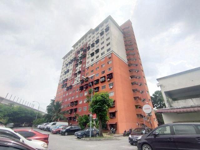 Apartment for sale in Petaling, Damansara Damai