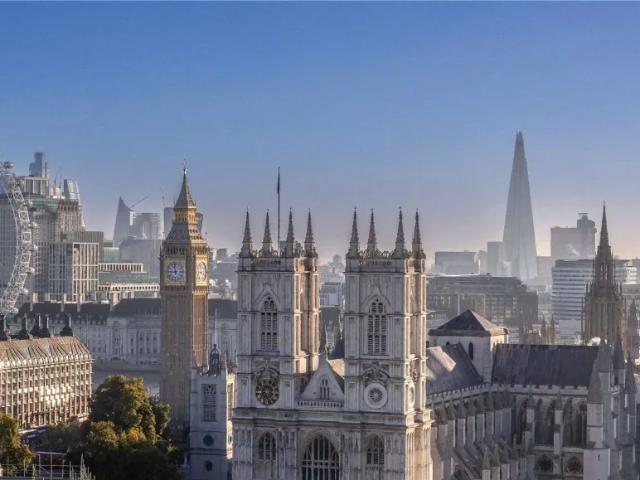 Apartment for sale in Westminster, Greater London