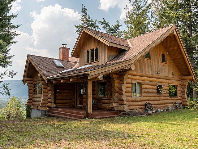 House for sale in Lardeau, British Columbia