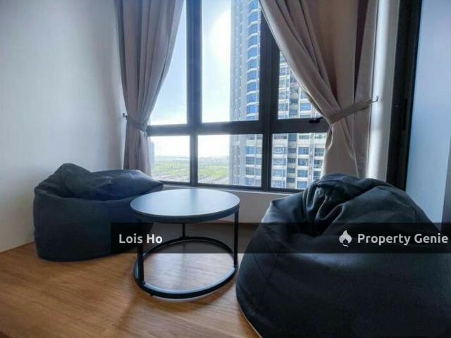Condominium for sale in Malaka
