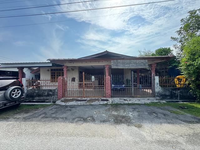 Bungalow for sale in Kuantan, Pahang