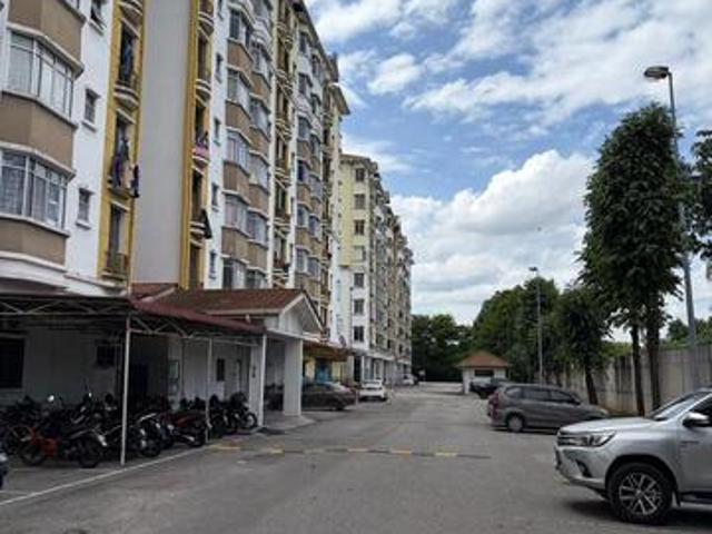 Apartment for sale in Port Klang, Selangor