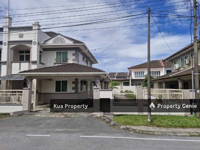 Residential House for sale in Kampung Stampin, Kuching