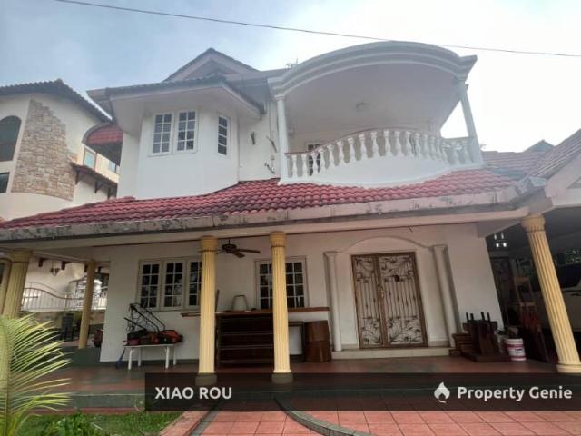 Bungalow for sale in Malaka