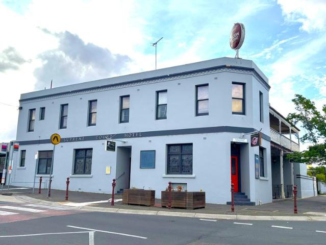 Townhouse for sale in Alma, Victoria