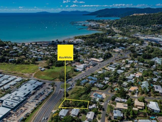 Land for sale in Cannonvale, Queensland