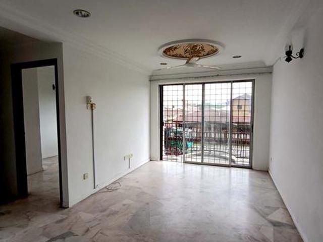 Apartment for sale in Kajang, Langat