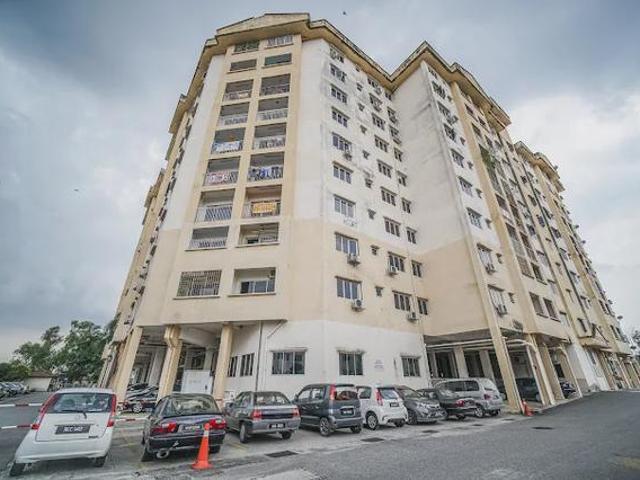 Apartment for sale in Kajang, Langat