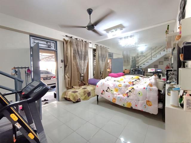 Terraced House for sale in Tanjong Sepat, Selangor