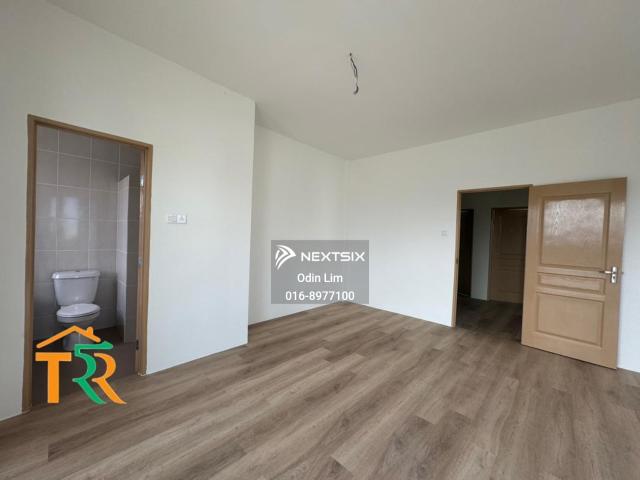 Residential House for sale in Malaka