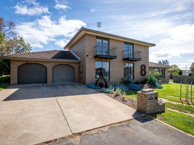House for sale in St Arnaud, Shire of Northern Grampians