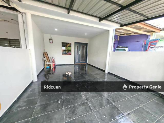 Terraced House for sale in Ulu Tiram, Johor