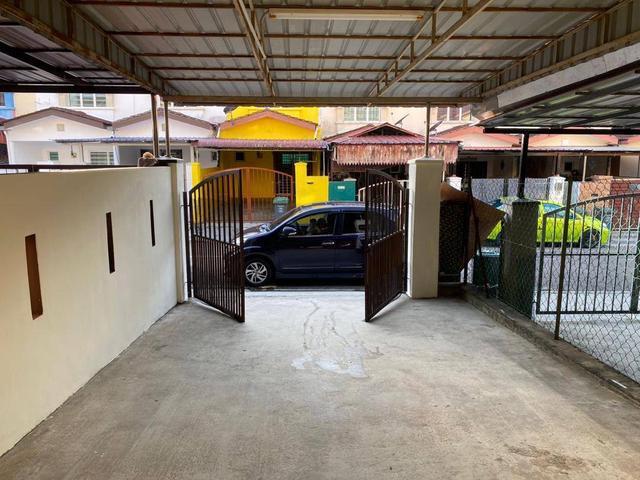 Terraced House for sale in Ulu Tiram, Johor