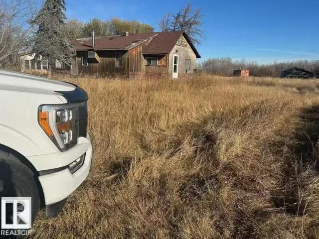 House for sale in Alberta