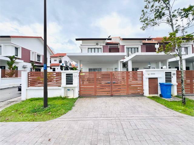 Terraced House for sale in Alam Impian, Selangor
