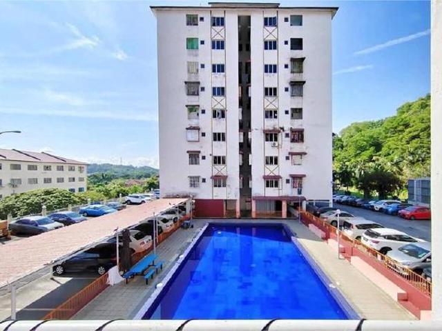 Apartment for sale in Kajang, Langat
