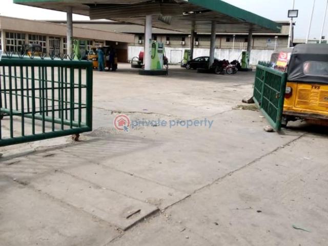 Commercial for sale in Lagos, Apapa