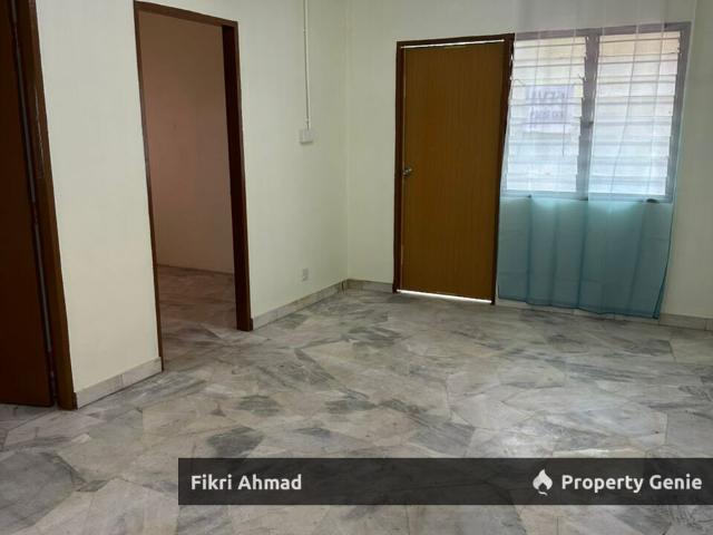 Flat for sale in Petaling, Damansara Damai