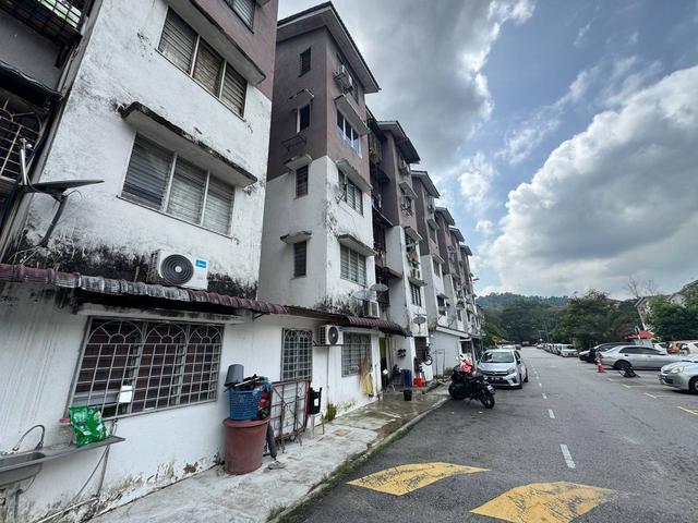 Apartment for sale in Petaling, Subang Jaya