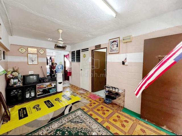 Flat for sale in Ampang, Kuala Lumpur