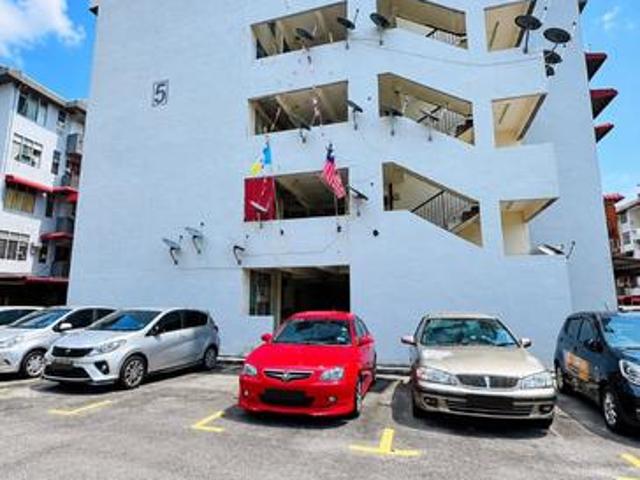 Flat for sale in Balik Pulau, George Town
