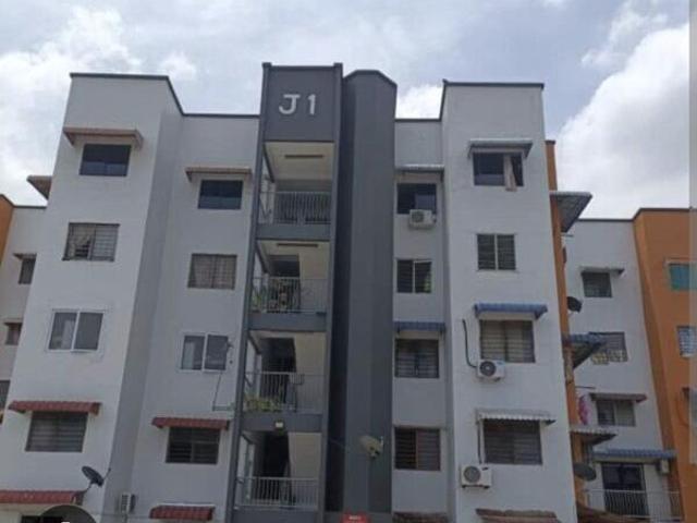 Flat for sale in Wellesley, Penang