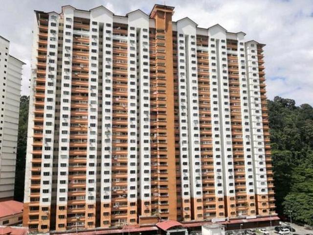 Apartment for sale in Petaling, Damansara Damai