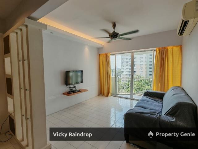 Condominium for sale in Malaka