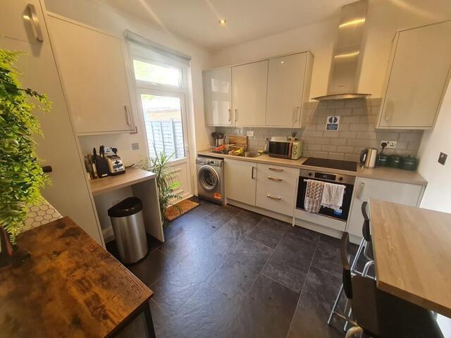 House for sale in London Borough of Croydon, Purley