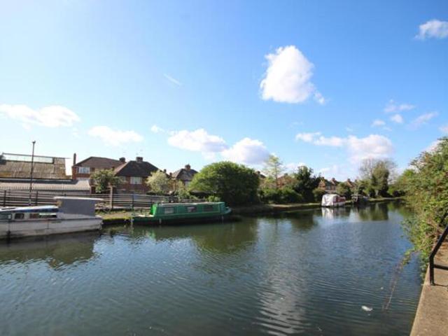 House for sale in Alperton, Greater London