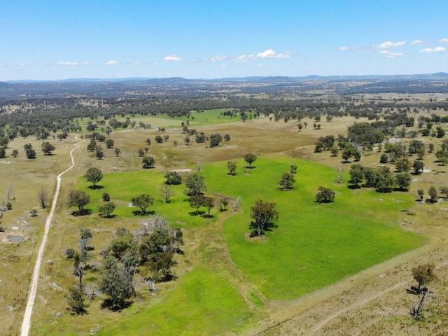 Cottage for sale in Yarrowyck, New South Wales