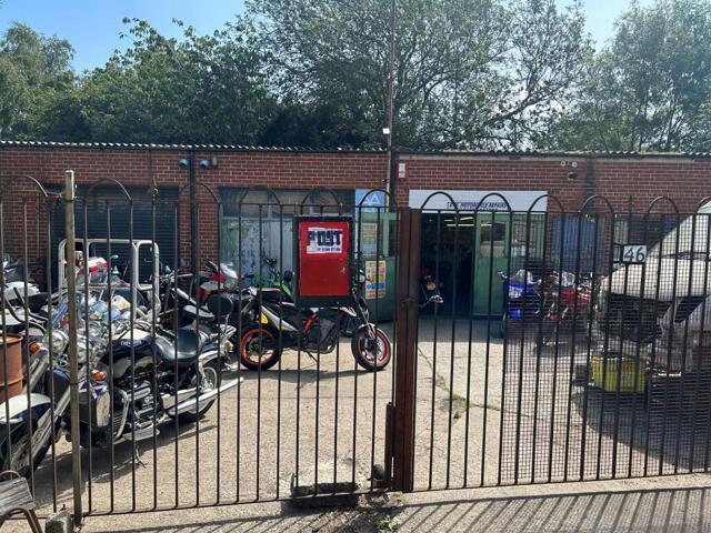 Property for sale in Staveley CP, Loundsley Green