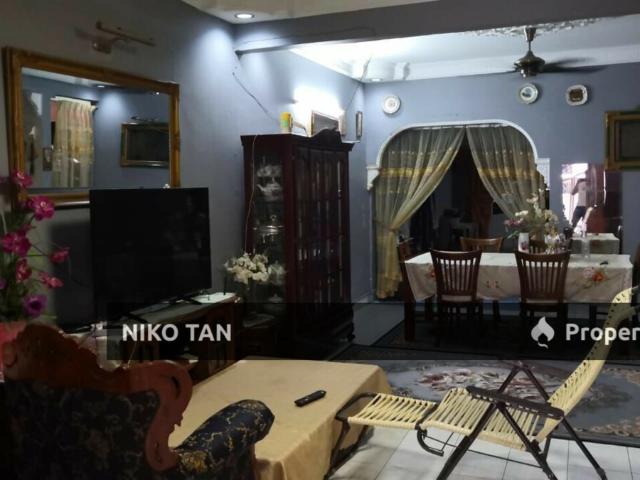 Terraced House for sale in Tanjong Sepat, Selangor