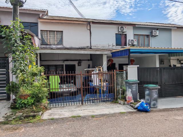 Terraced House for sale in Ulu Tiram, Johor