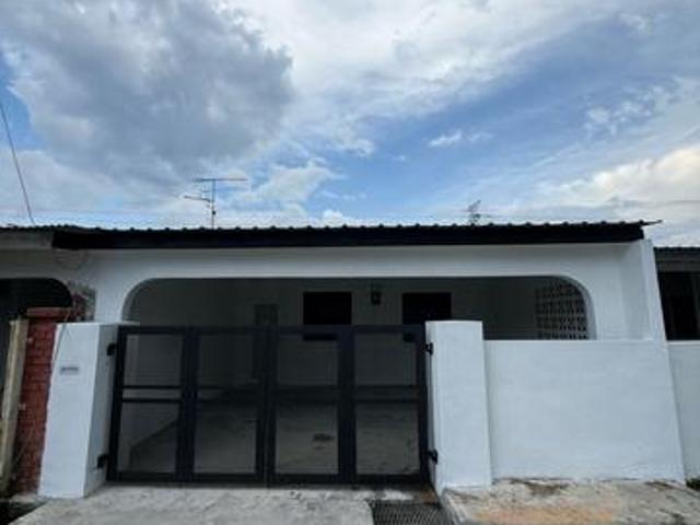 Terraced House for sale in Ulu Tiram, Johor