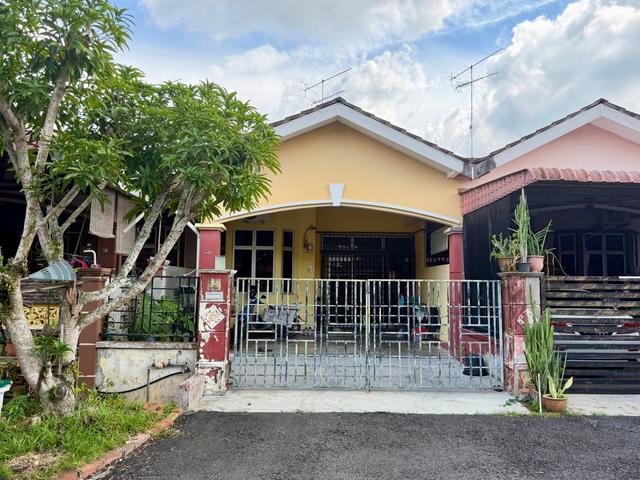 Terraced House for sale in Rengam, Johor