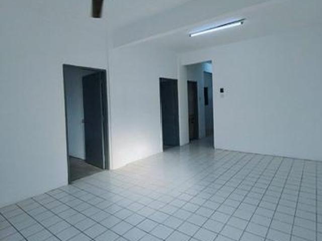 Apartment for sale in Pelabuhan Klang, Bandaraya Klang